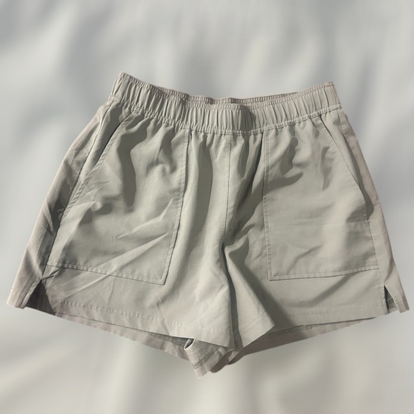 Jockey® EVERACTIVE™ 3.5" Woven Short Stylish Olive Green Shorts Medium - Picture 1 of 7